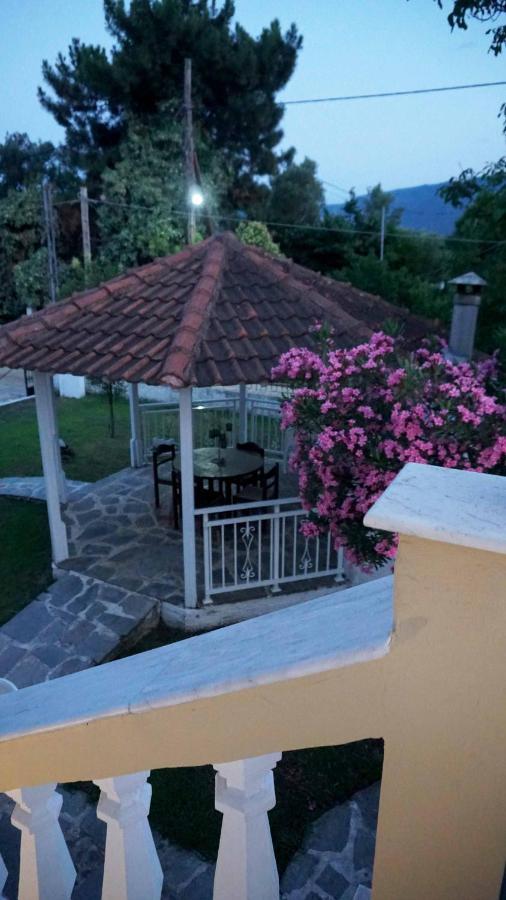 Villa Karras Неа-Врасна Экстерьер фото